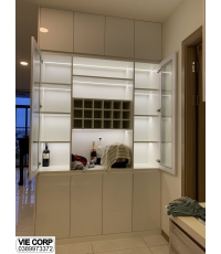 Tủ trang trí cánh Acrylic bóng