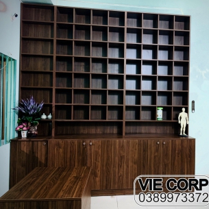 kệ sách trưng bày